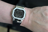 極美品 [カシオ] 腕時計 G-SHOCK Bluetooth 搭載 電波ソーラー GMW-B5000-1JF メンズ ブラック